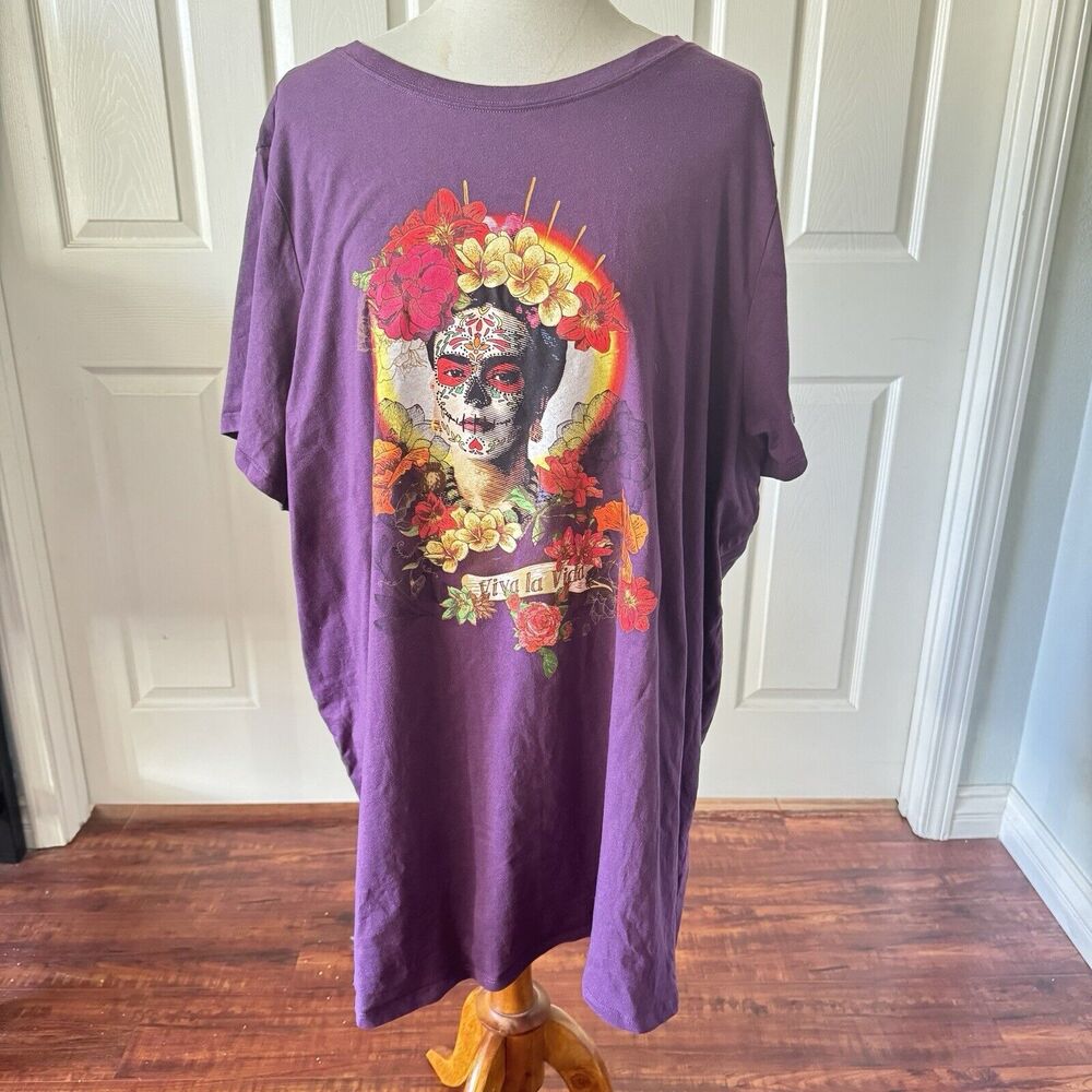 Frida Kahlo Sugar Skull Plus Size 6 Graphic Tee Día de los Muertos‎ Floral Art